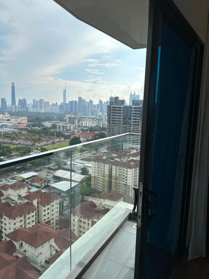 Reizz Residence By Leo Suites Kuala Lumpur Eksteriør billede